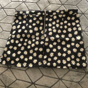 Black Daisy Mini Jean back Zipper Skirt XL